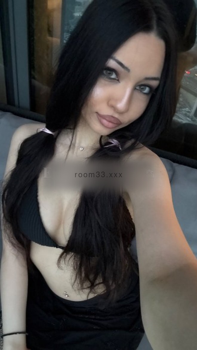 Bella