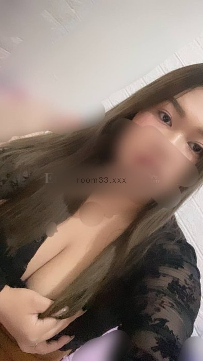 Eva Elfie
