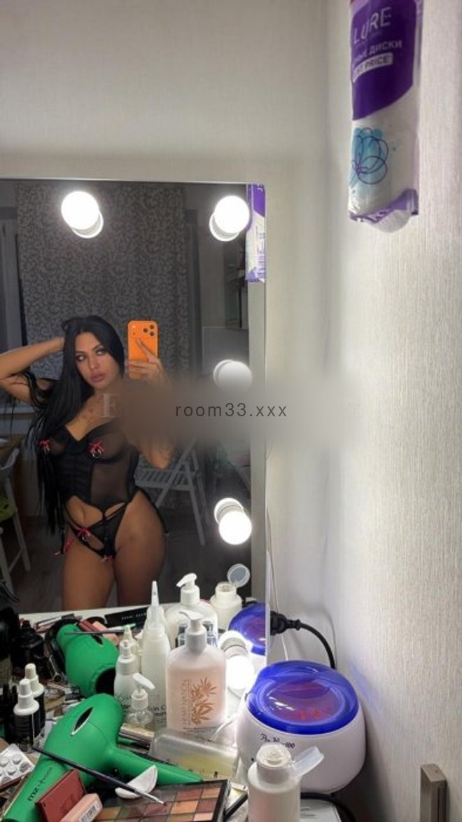 Simona