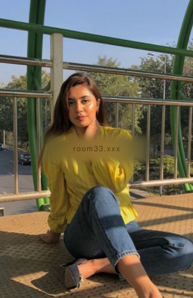 Saniya Khan